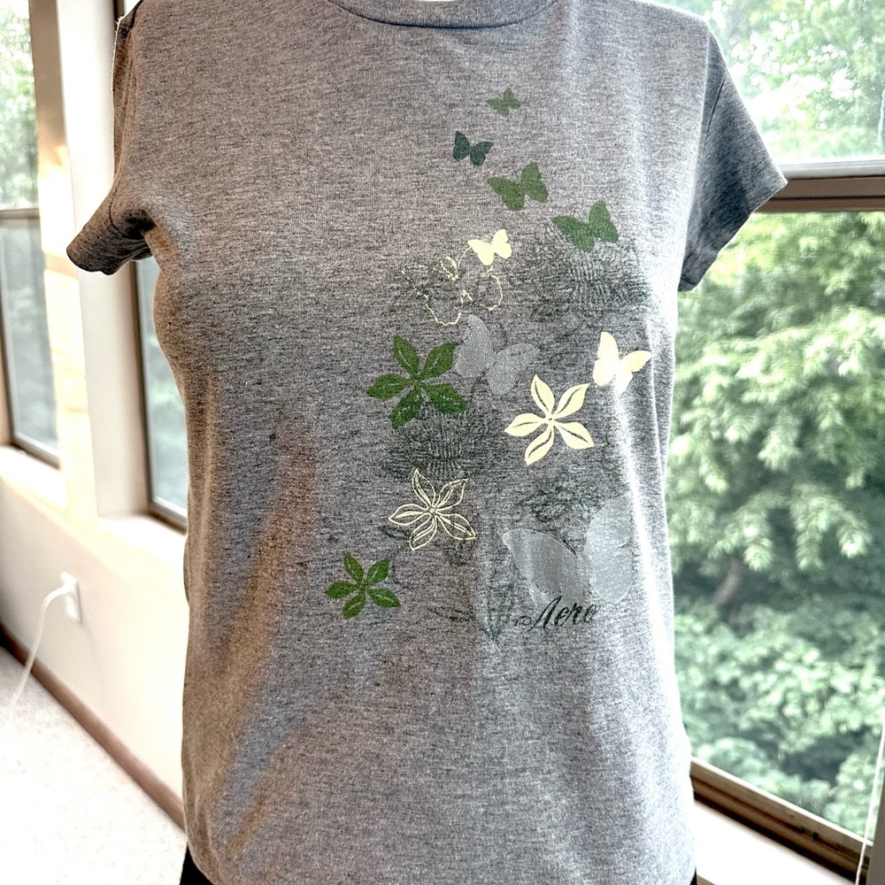 Aeropostale Vintage Y2K Gray Graphic Slim Fit Large Women's Tee Tshirt